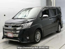 Toyota Noah ZWR80W