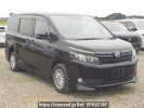 Toyota Voxy ZWR80G