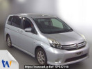 Toyota Isis ZGM11W