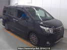 Toyota Noah ZRR80W