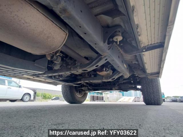 Used 2000 AT toyota hilux-surf RZN185W Image[32]