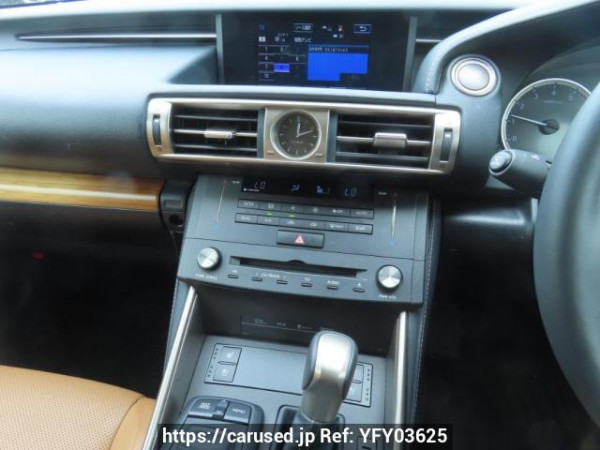 Used 2014 AT lexus is GSE30 Image[25]