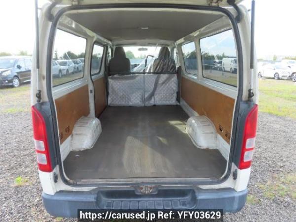 Used 2005 AT toyota regiusace-van KDH205V Image[8]