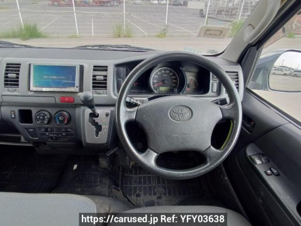 Used 2006 AT toyota regiusace-van KDH205V Image[18]
