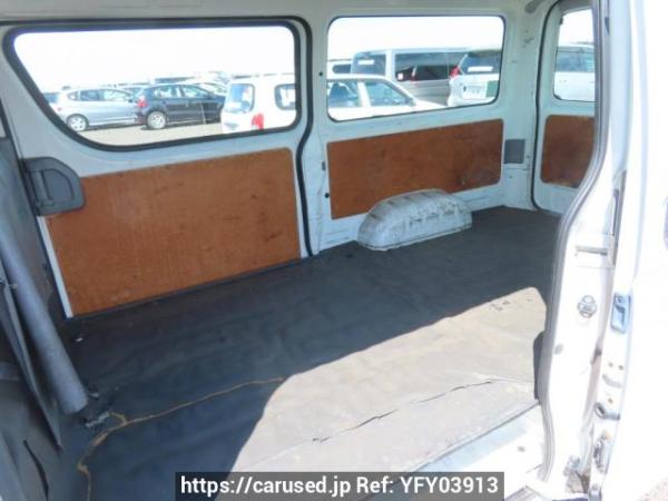 Used 2006 AT toyota regiusace-van KDH200V Image[20]