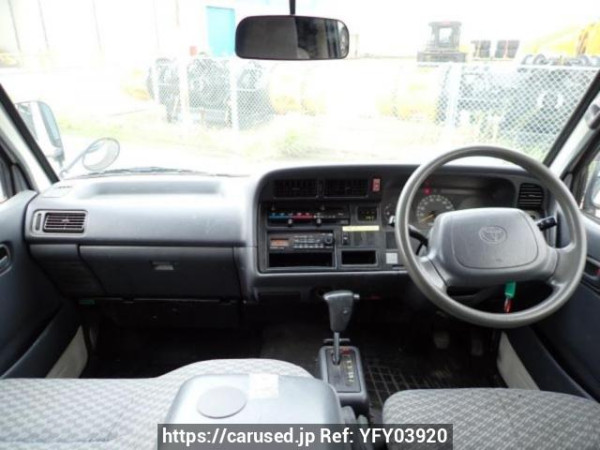 Used 2001 AT toyota hiace-van RZH102V Image[13]