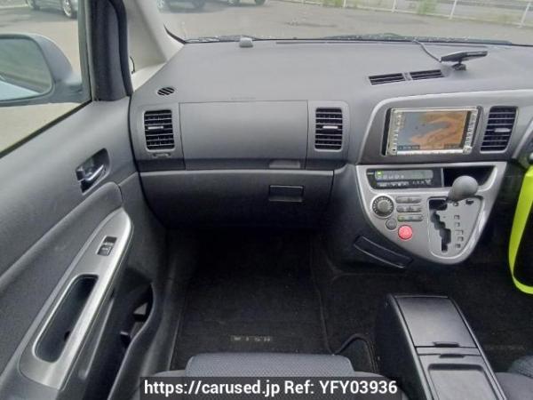 Used 2003 AT toyota wish ZNE10G Image[18]