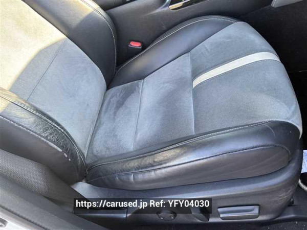 Used 2016 CVT toyota crown-hybrid AWS210 Image[19]
