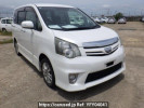 Toyota Noah ZRR70W