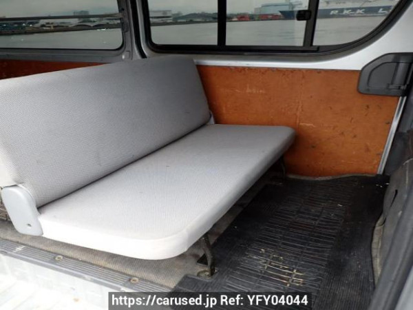 Used 2004 MT toyota regiusace-van KDH200V Image[17]