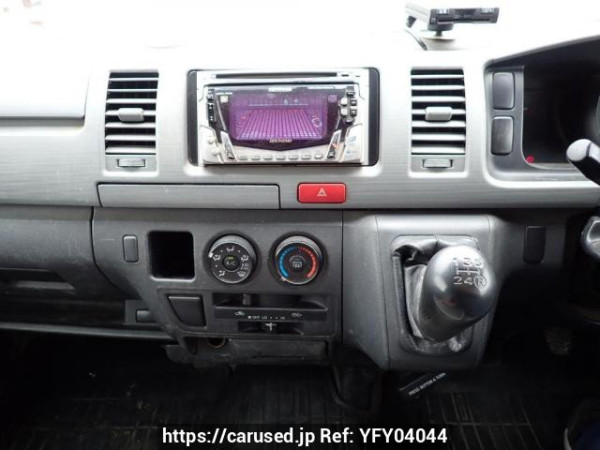 Used 2004 MT toyota regiusace-van KDH200V Image[20]