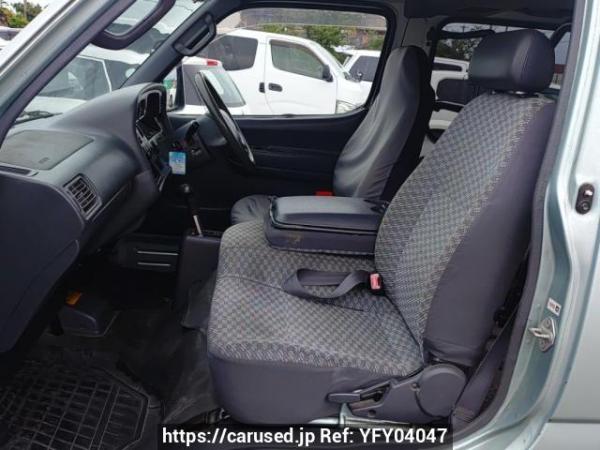 Used 2004 AT toyota hiace-van TRH112V Image[13]
