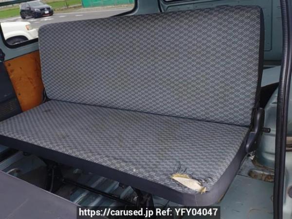 Used 2004 AT toyota hiace-van TRH112V Image[15]