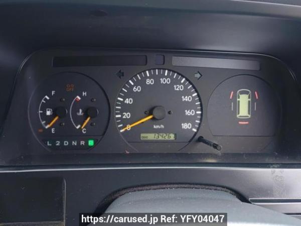 Used 2004 AT toyota hiace-van TRH112V Image[19]