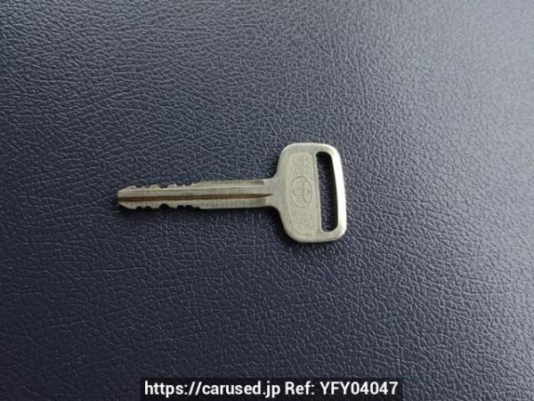 Used 2004 AT toyota hiace-van TRH112V Image[26]
