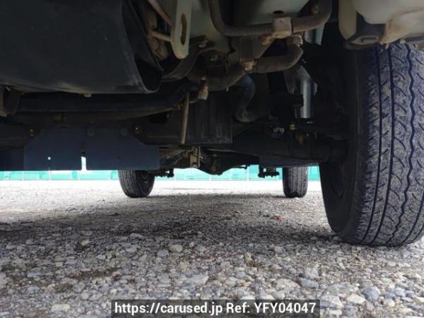 Used 2004 AT toyota hiace-van TRH112V Image[36]