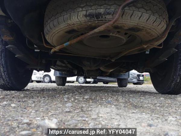 Used 2004 AT toyota hiace-van TRH112V Image[38]