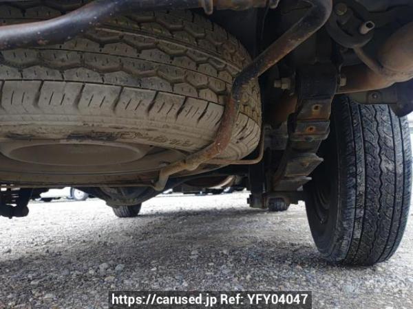 Used 2004 AT toyota hiace-van TRH112V Image[39]