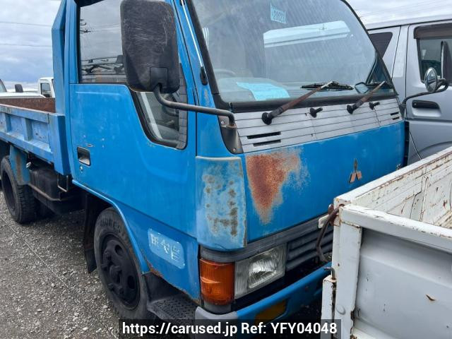 Mitsubishi Canter 1986 from Japan