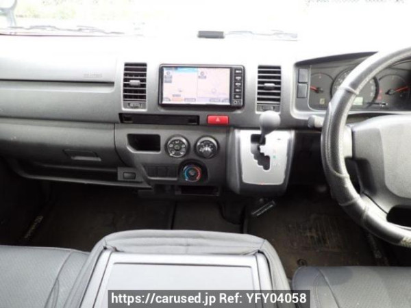 Used 2017 AT toyota hiace-van TRH200V Image[19]