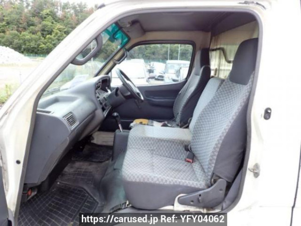 Used 2001 AT toyota hiace-van RZH112V Image[12]