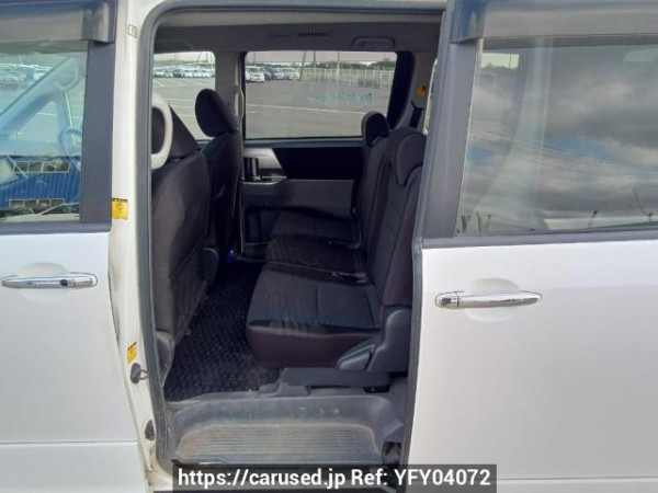 Used 2010 AT toyota voxy ZRR70W Image[15]