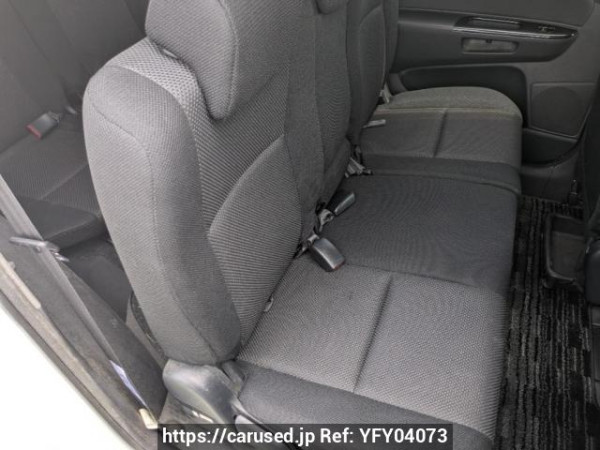 Used 2005 AT toyota wish ZNE10G Image[16]