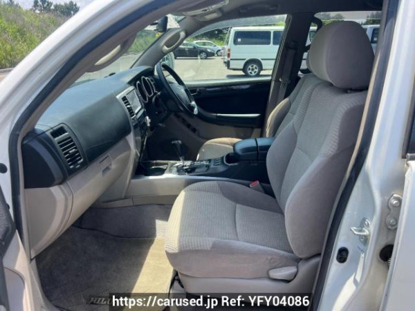 Used 2005 AT toyota hilux-surf TRN215W Image[12]