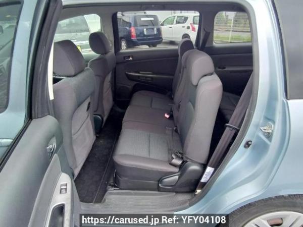 Used 2004 AT toyota wish ZNE10G Image[16]