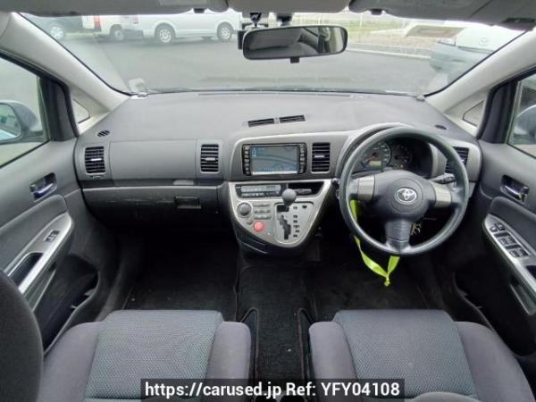 Used 2004 AT toyota wish ZNE10G Image[18]