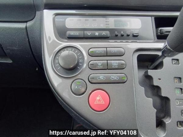 Used 2004 AT toyota wish ZNE10G Image[25]