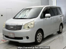 Toyota Noah ZRR70G