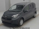 Toyota Sienta MXPL15G