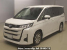 Toyota Noah ZWR90W