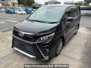 Toyota Voxy ZWR80W