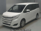 Toyota Noah ZRR85G