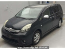 Toyota Isis ZGM10W
