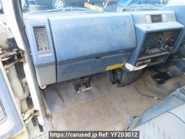 Used 1990 MT isuzu elf-truck NKR58ED Image[32]