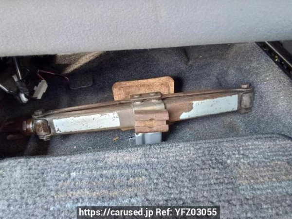 Used 2005 AT toyota sienta NCP81G Image[41]