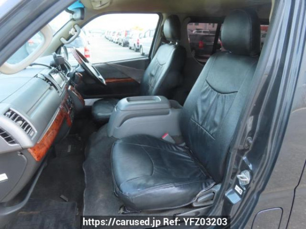 Used 2006 AT toyota regiusace-van KDH205V Image[14]