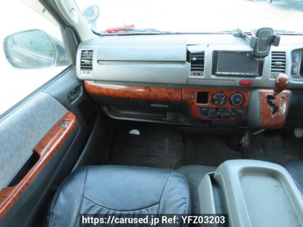 Used 2006 AT toyota regiusace-van KDH205V Image[22]