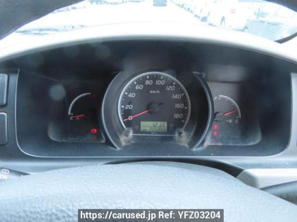 Used 2006 MT toyota regiusace-van KDH200V Image[19]