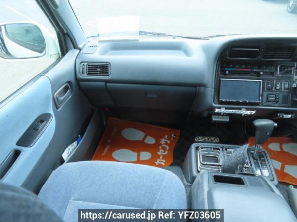 Used 2004 AT toyota regiusace-van TRH112V Image[15]
