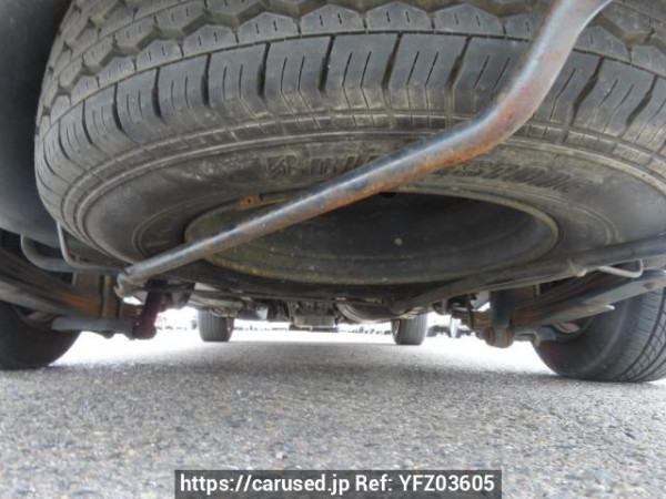 Used 2004 AT toyota regiusace-van TRH112V Image[36]