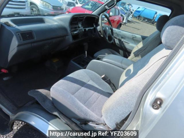 Used 2004 AT toyota hiace-van TRH112V Image[14]