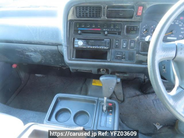 Used 2004 AT toyota hiace-van TRH112V Image[23]