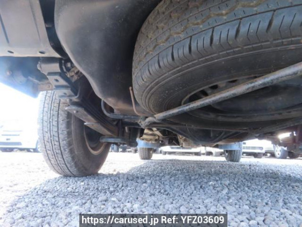 Used 2004 AT toyota hiace-van TRH112V Image[40]