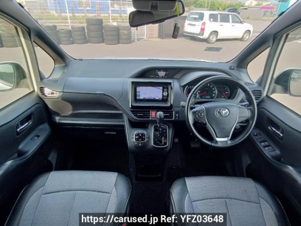 Used 2015 AT toyota voxy ZRR80G Image[18]