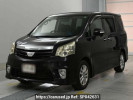Toyota Noah ZRR70W