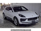 Porsche Macan J1NT
